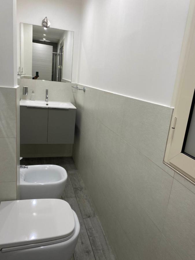 Suites Caracciolo Napoli Bagian luar foto