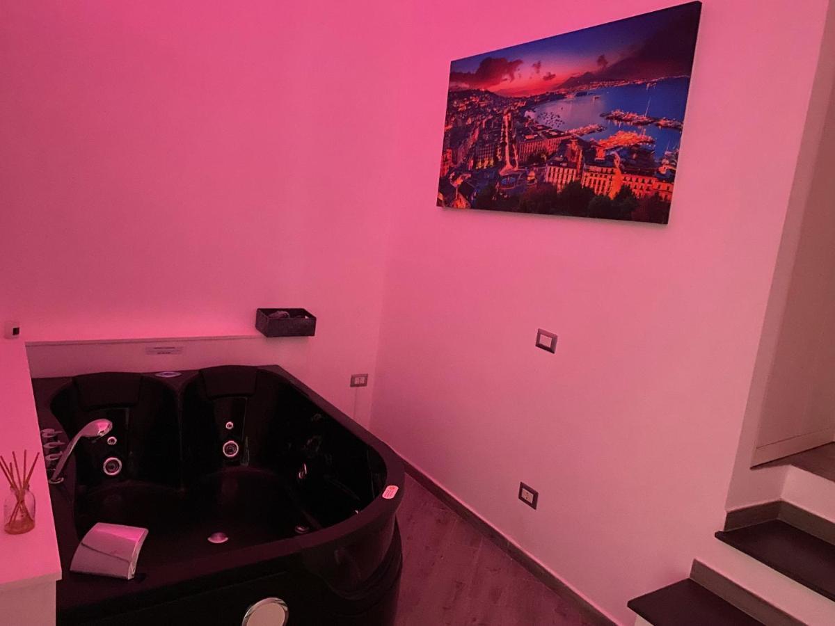 Suites Caracciolo Napoli Bagian luar foto